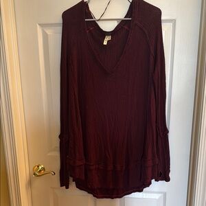 Free People Women's Burgundy V-Neck Top